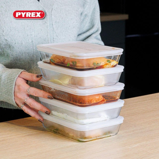 Pyrex Cook & Freeze glass casserole dish 0.8L, imported from the UK