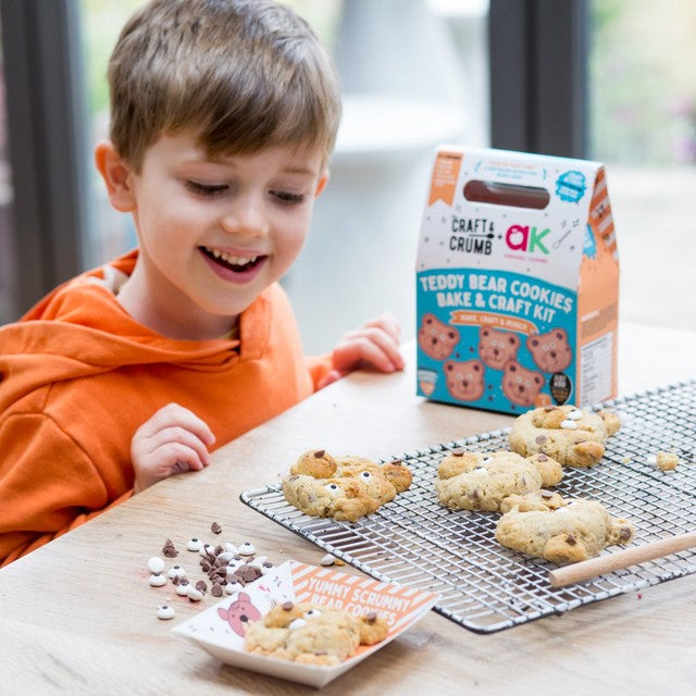 Craft & Crumb Teddy Bear Biscuits Bake & Craft Kit 255g - British product