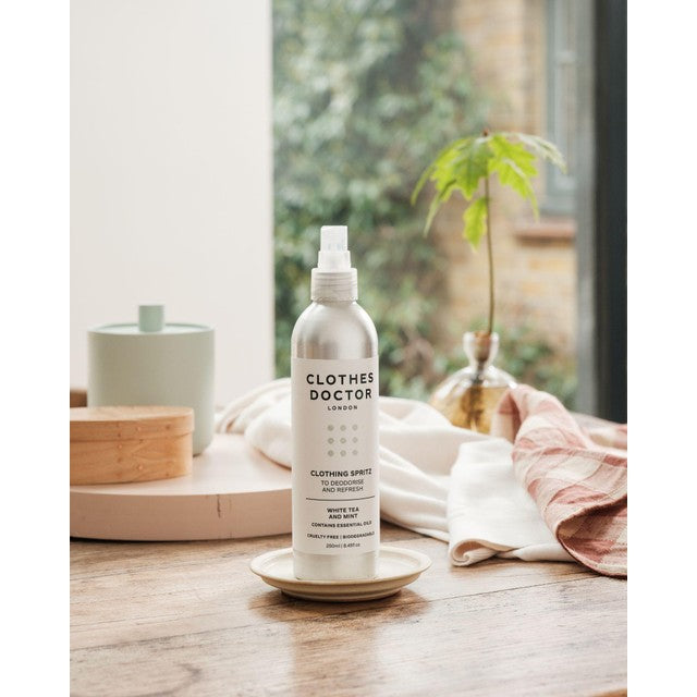 Clothes Doctor Deodorising Clothing Spritz 250ml - British product