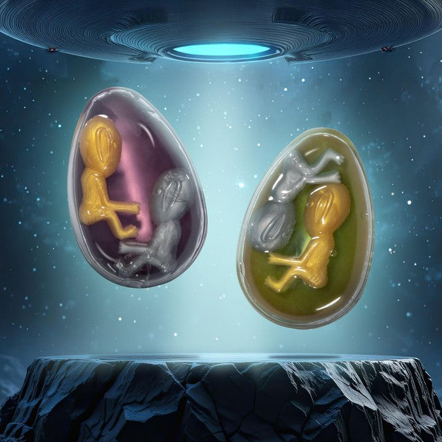 Hoot Twin Aliens in Egg toy 86g, UK version