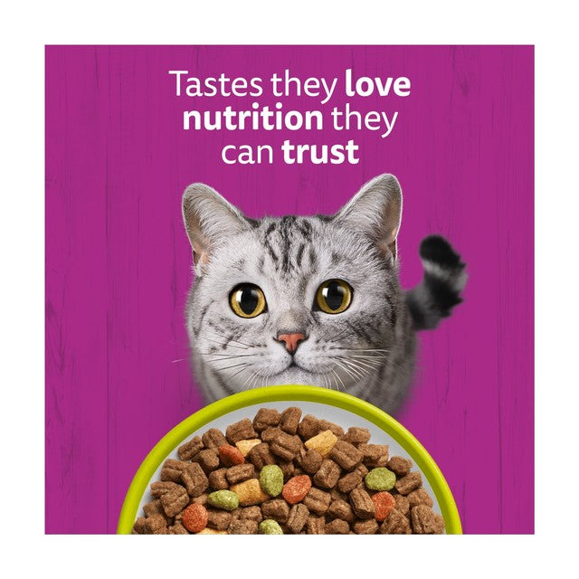 Whiskas dry cat food with lamb 825g (British brand)