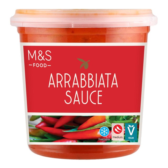 M&S Spicy Arrabbiata Sauce - British product