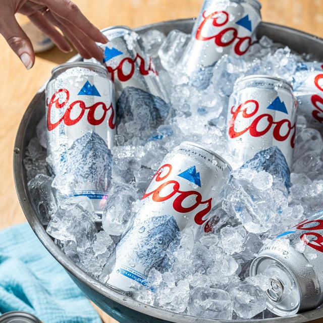 Coors lager in 4 x 440ml cans - British product