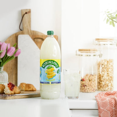 M&S Robinsons saft med dobbel konsentrasjon, sitron, uten tilsatt sukker 1.75L - Kjøp online hos McGrocer
