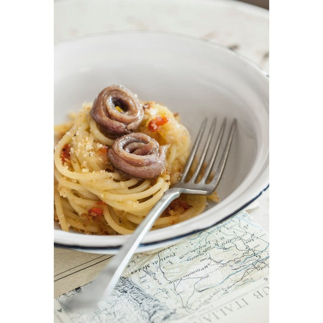 Delicius anchovy fillets in olive oil, UK version
