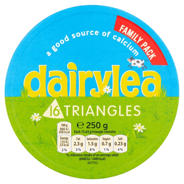 Dairylea cheese spread triangles 16 pack - British product