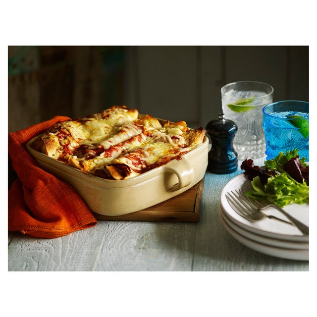 Old El Paso Cheesy Baked Enchilada Kit 663g, imported from the UK