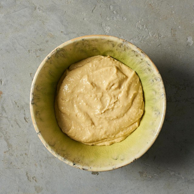 Natoora hummus with extra virgin olive oil 185g, imported from the UK