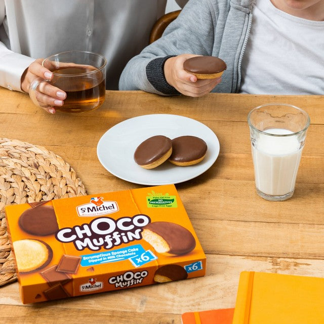 St Michel Choco Muffins chocolate topped cake 180g - British product