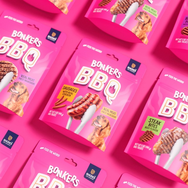 Bonkers BBQ soft chewy chicken dog treats 85g - British product