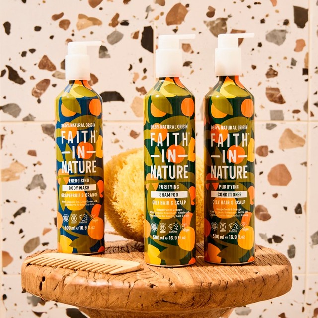 Faith In Nature grapefruit and orange body wash 500ml - British product