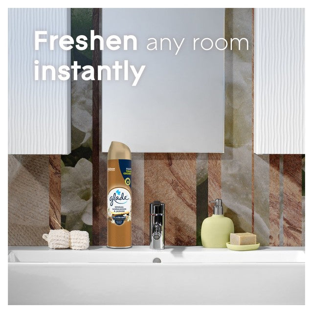 Glade Sandalwood & Jasmine Air Freshener 300ml, UK version