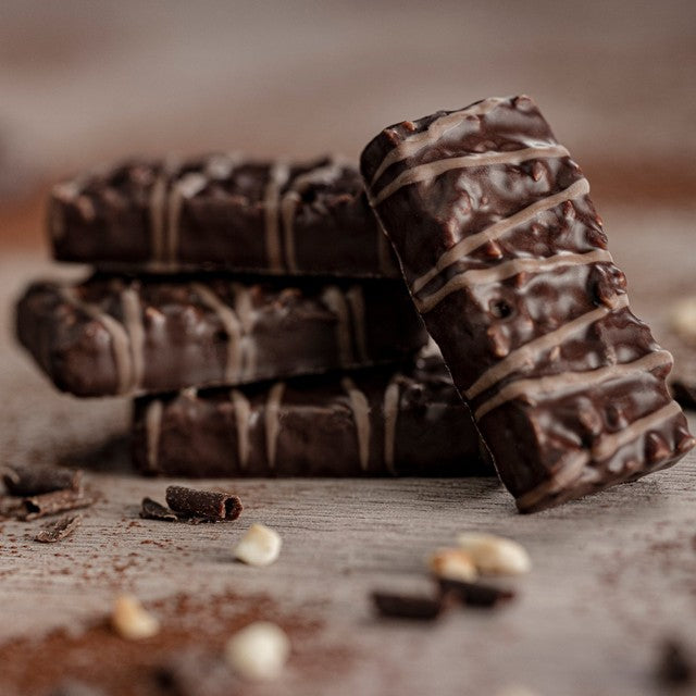 Loacker dark chocolate hazelnut wafer biscuits 100g, UK version