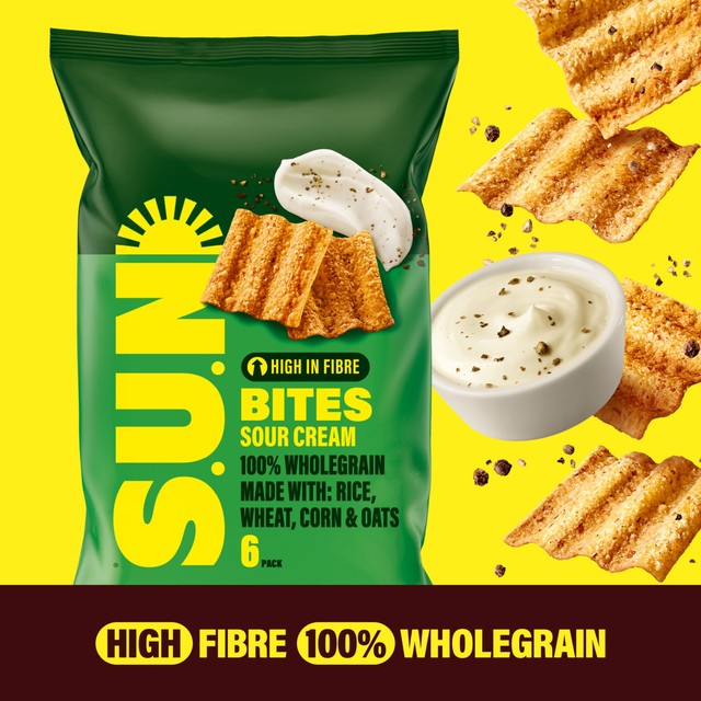 SunBites sour cream black pepper multipack snacks 6x25g (British brand)