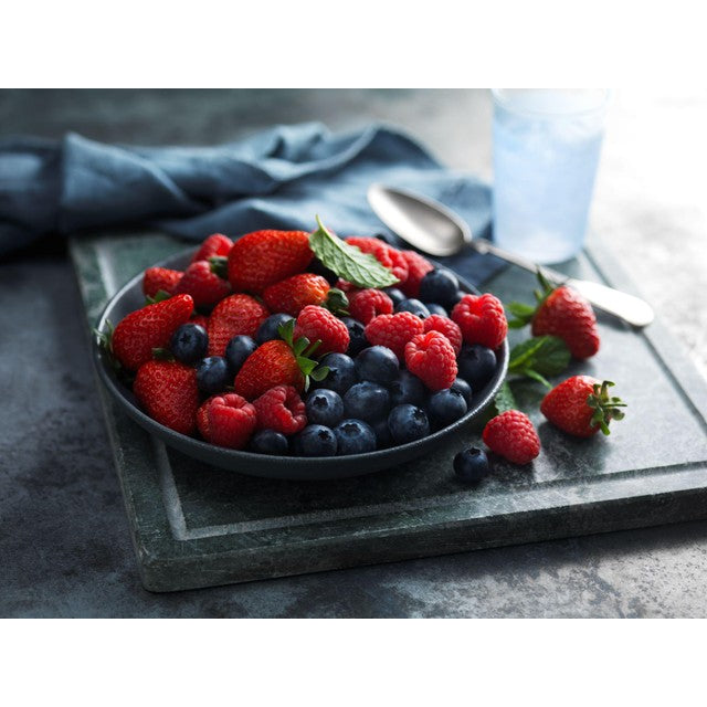 M&S mixed berries 190g, imported from the UK