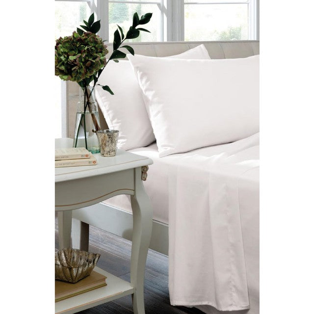 Catherine Lansfield Plain Dye Polycotton Single Fitted Sheet White - British product