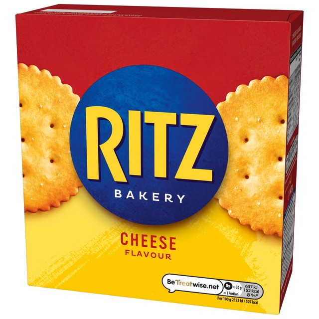Ritz cheese flavoured savoury crackers 140g, imported from the UK