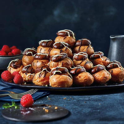 M&S M&S Profiterole-Torte Schokoladen-Dessert 664g – Online bei McGrocer kaufen
