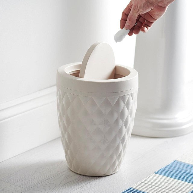 Addis textured diamond bathroom bin with swing lid 5L - British product