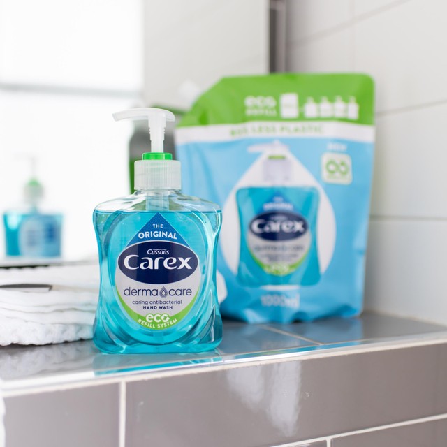 Carex Original Antibacterial Hand Wash Refill 500ml - British product