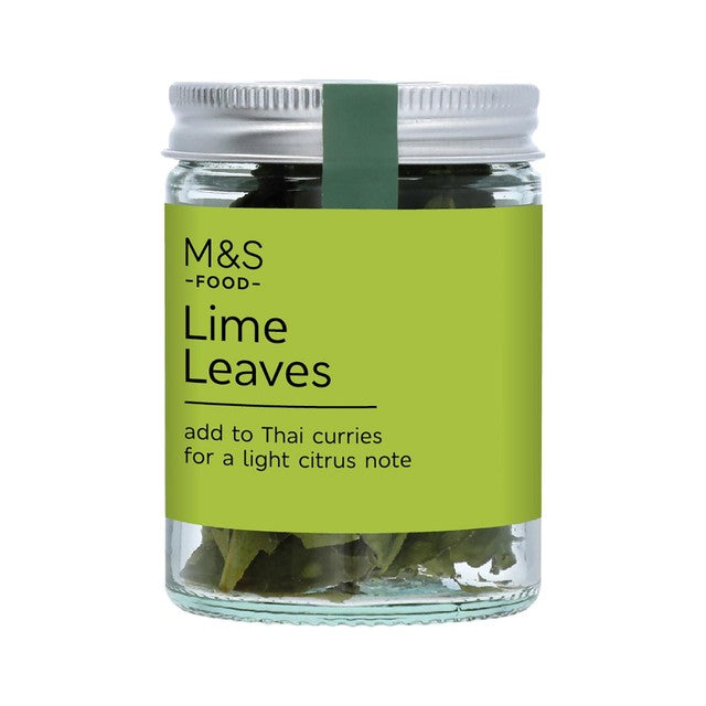 M&S dried kaffir lime leaves 1.5g - British product