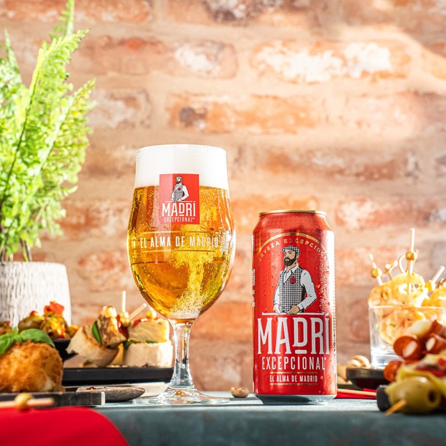 Madri Excepcional premium lager beer can (British brand)