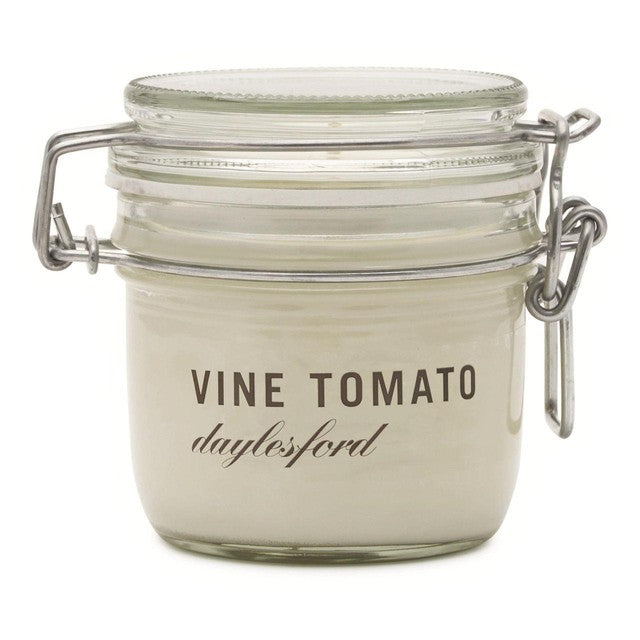 Daylesford Organic Vine Tomato scented candle jar 180g - British product