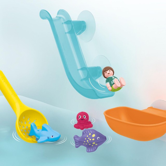 Playmobil JUNIOR AQUA Water Slide with Sea Animals bath toy, imported from the UK