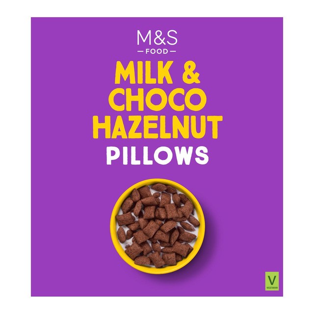 M&S Milk & Choco Hazelnut Cookie Pillows 375g, imported from the UK