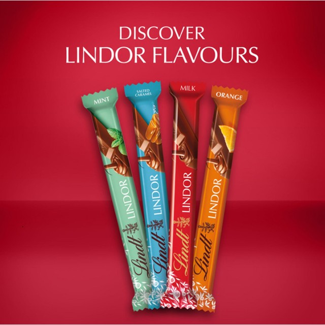 Lindt Lindor milk chocolate bar 38g, UK version