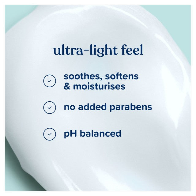 Johnson's Baby Comfort Touch Lotion 500ml (British brand)