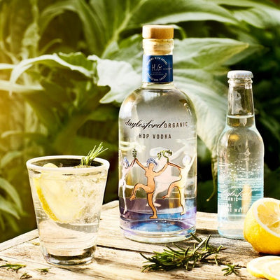 M&S Daylesford Organic Hop Vodka British Vodka 70cl- اشترِ عبر الإنترنت من McGrocer