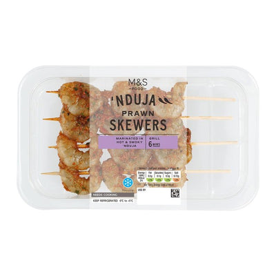 M&S M&S Grill 4 Konge reker Spyd med Nduja Marinade Sjømat Spyd 115g- Kjøp online hos McGrocer