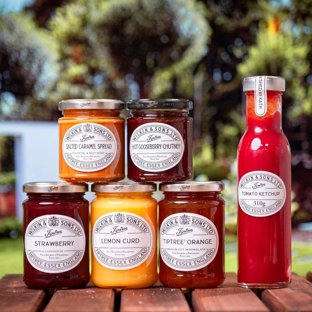 Tiptree Strawberry Conserve with Champagne 340g (British brand)