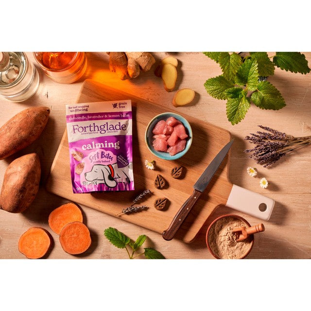 Forthglade calming natural grain-free soft bite dog treats 90g - British product