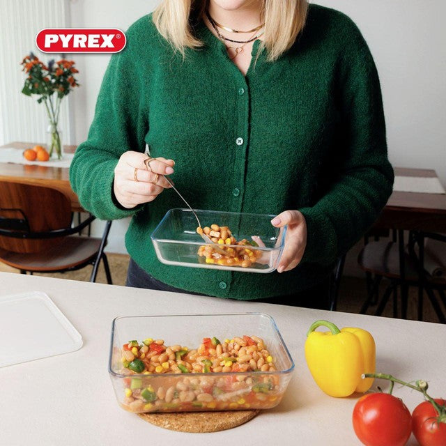 Pyrex Cook & Freeze glass casserole dish 0.8L, imported from the UK