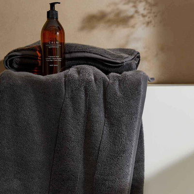 Serviettes de toilette M&S Collection Ultimate Turkish Cotton Charcoal 2 paquets - Achetez en ligne chez McGrocer