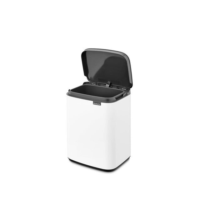 Brabantia Bo white waste bin 4L - British product