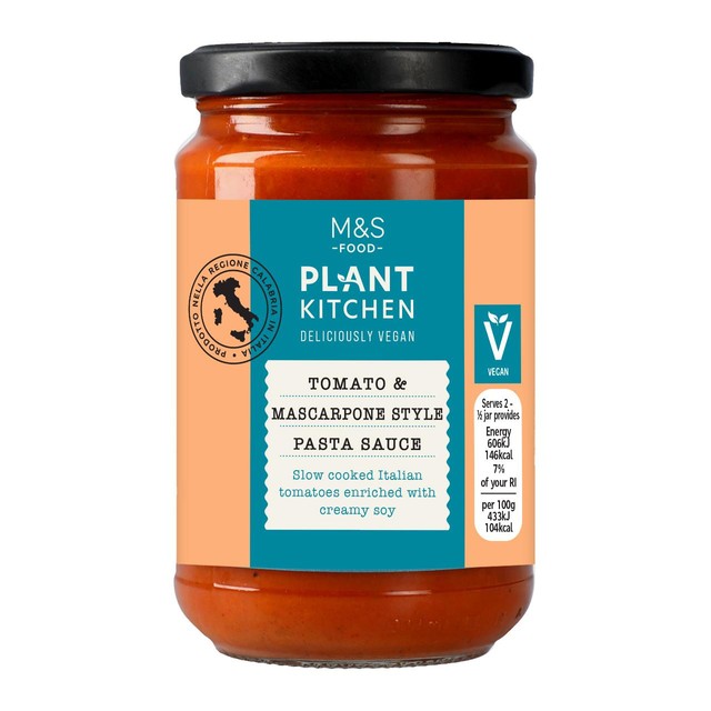 M&S tomato & mascarpone pasta sauce 280g, imported from the UK
