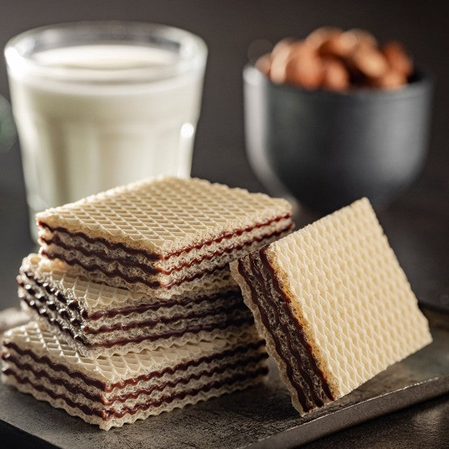 Loacker Classic Minis Mix Assorted Wafers 15x10g (British brand)