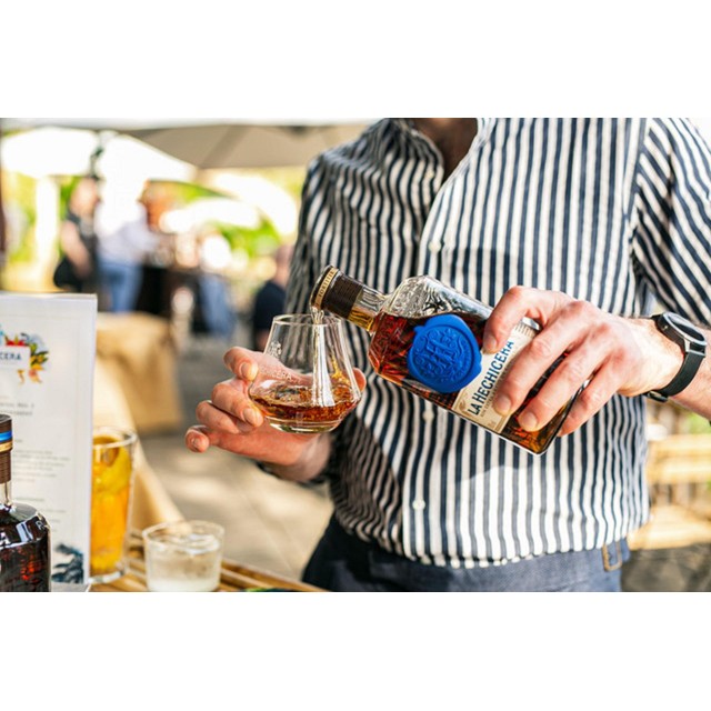 La Hechicera Colombian rum 70cl, UK version