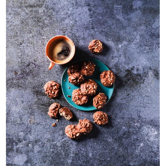 M&S Swiss Almond & Milk Chocolate Nutty Clouds 140g, imported from the UK