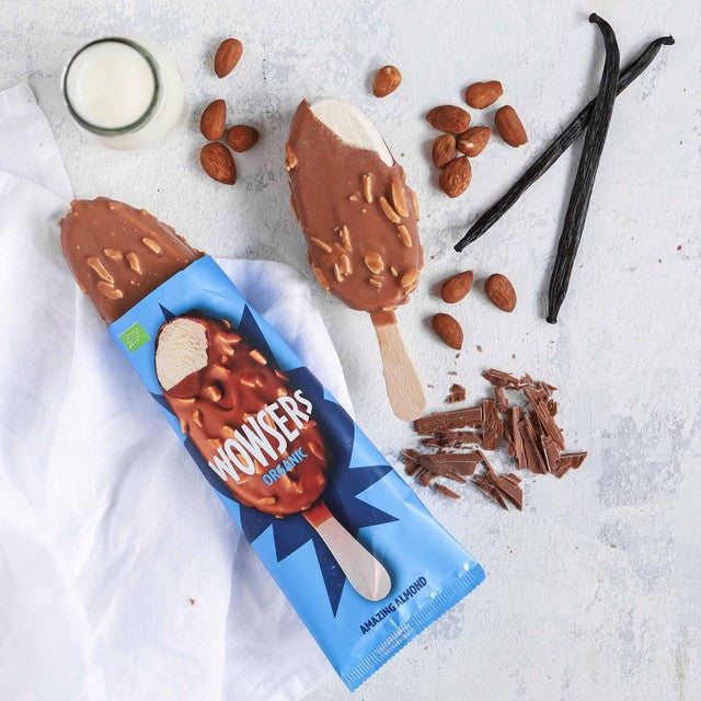 Wowsers organic vanilla ice cream lollies with milk chocolate and almonds 3x110ml (British brand)