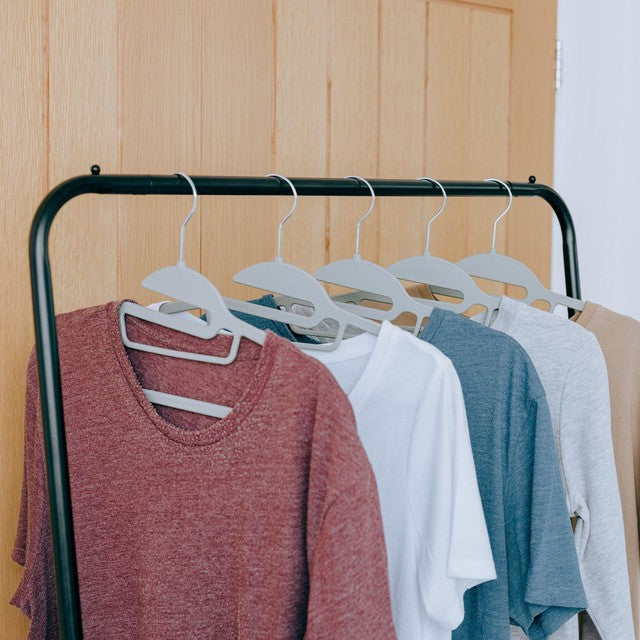 Addis grey non-slip clothes hangers pack of 10 imported from UK