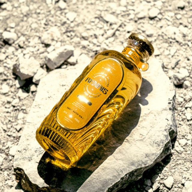Renais gin 70cl, imported from the UK