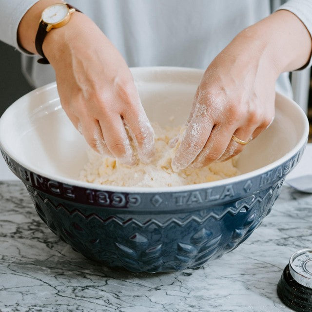 Tala Indigo 30cm stoneware mixing bowl 5.5L (British brand)