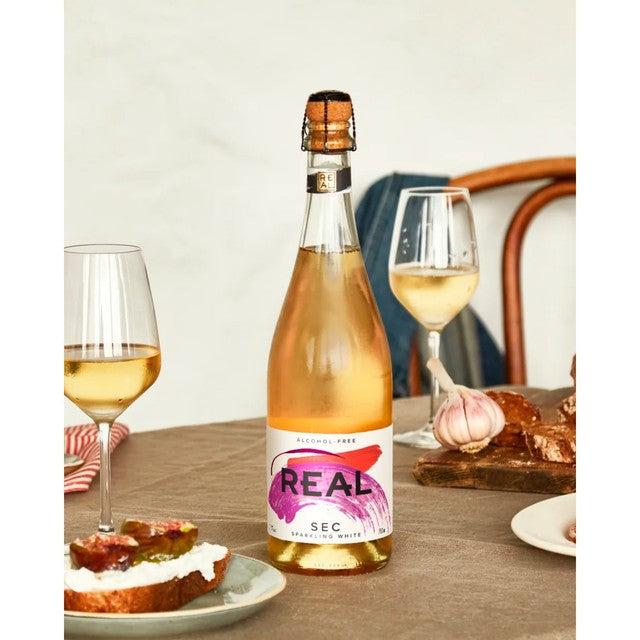 Real Sec sparkling tea 75cl, imported from the UK