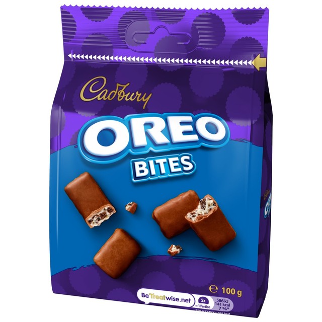Cadbury Dairy Milk Oreo Bites chocolate bag 100g - British product