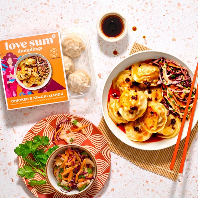 Love Sum chicken and kimchi mandu dumplings 240g, UK version