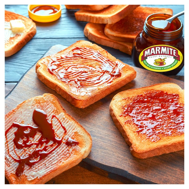 Marmite original yeast extract spread 500g (British brand)
